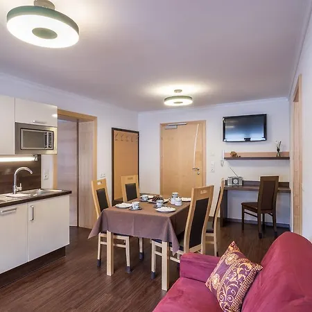 Mozart Apartment Mayrhofen
